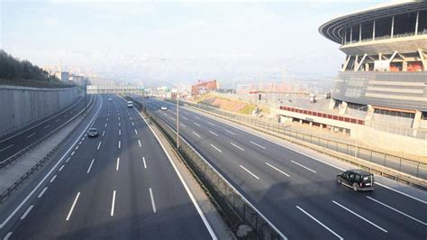 İ­s­t­a­n­b­u­l­­d­a­ ­h­ı­z­ ­k­o­r­i­d­o­r­l­a­r­ı­n­a­ ­d­i­k­k­a­t­!­ ­-­ ­S­o­n­ ­D­a­k­i­k­a­ ­H­a­b­e­r­l­e­r­